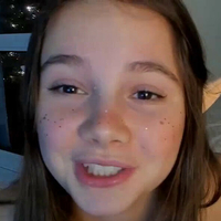 Leeolm Desnuda