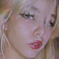 Lev_dlc Desnuda