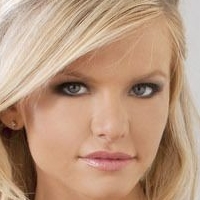 Lindsey Knight Desnuda