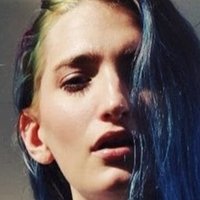 Liz Harvey Desnuda