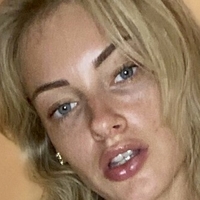 Lucyvb Desnuda