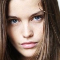 Luna Bijl Desnuda