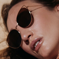Luna Hale Desnuda