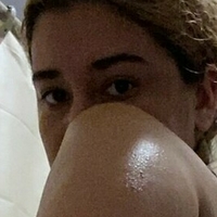 lzzle Desnuda