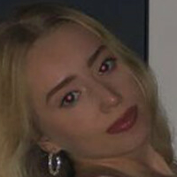 Maisie Simpson Desnuda