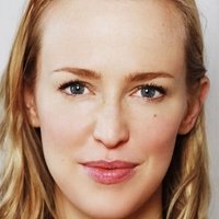 Manon Kahle Desnuda