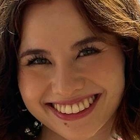 Mariareushuang Desnuda