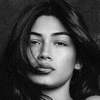 Meeya Dugied Desnuda