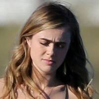 Melissa Roxburgh Desnuda