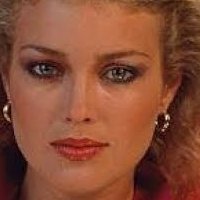 Melody Anderson Desnuda