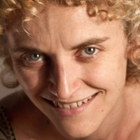 Mia Esteve Desnuda