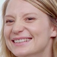 Mia Wasikowska Desnuda