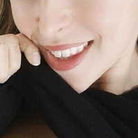 Miabelle Desnuda