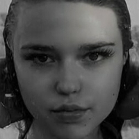 Michakgu M Desnuda