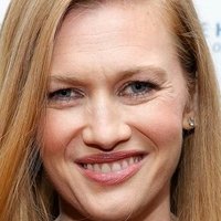 Mireille Enos Desnuda