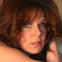 Mo Collins Desnuda