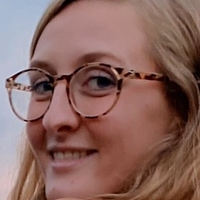 Molly Pills Desnuda