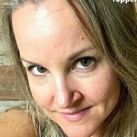Naughty Nurse Desnuda