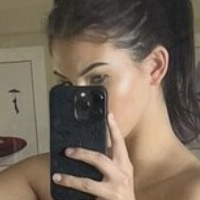 Niamh Flinter Desnuda