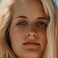 Nicole Gerome Desnuda