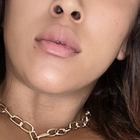 Nicole Mathews Desnuda