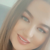 nikibix Desnuda