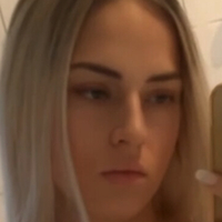 Nina Amlang Desnuda