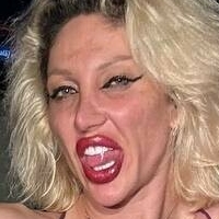 Nina Coxxx Desnuda