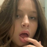 ninadi Desnuda