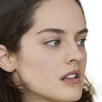 Noemie Merlant Desnuda