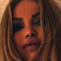 Olinda Castielle Desnuda