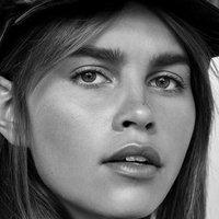 Olivia Aarnio Desnuda