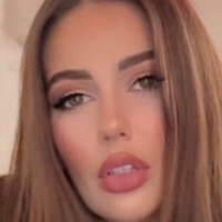 Olivia Mae Desnuda