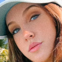 Olivia Schimmel Desnuda