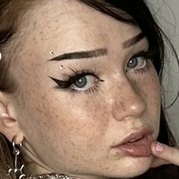 Pale Freckled Girls Desnuda