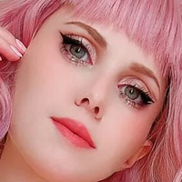 Peppy Desnuda