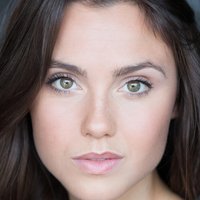 Poppy Drayton Desnuda