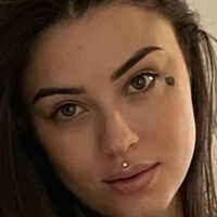 Quinn Capri Desnuda