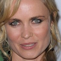 Radha Mitchell Desnuda