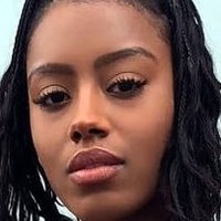 Raven Tracy Desnuda