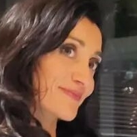 Rebecca Sarker Desnuda