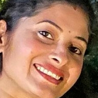 Renu Chandra Desnuda