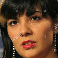 Reyhan Sahin Desnuda