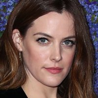 Riley Keough Desnuda