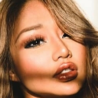 Rosie Ly Desnuda