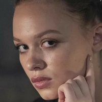 Sadie Soverall Desnuda