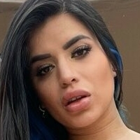Sara Retail Desnuda