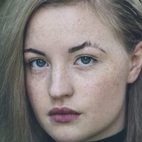Sarah Mahita Desnuda
