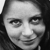 Sarah Miles Desnuda