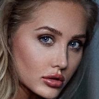 Sarah Sinclair Desnuda